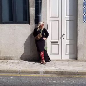 Meet your Posher, Jobi